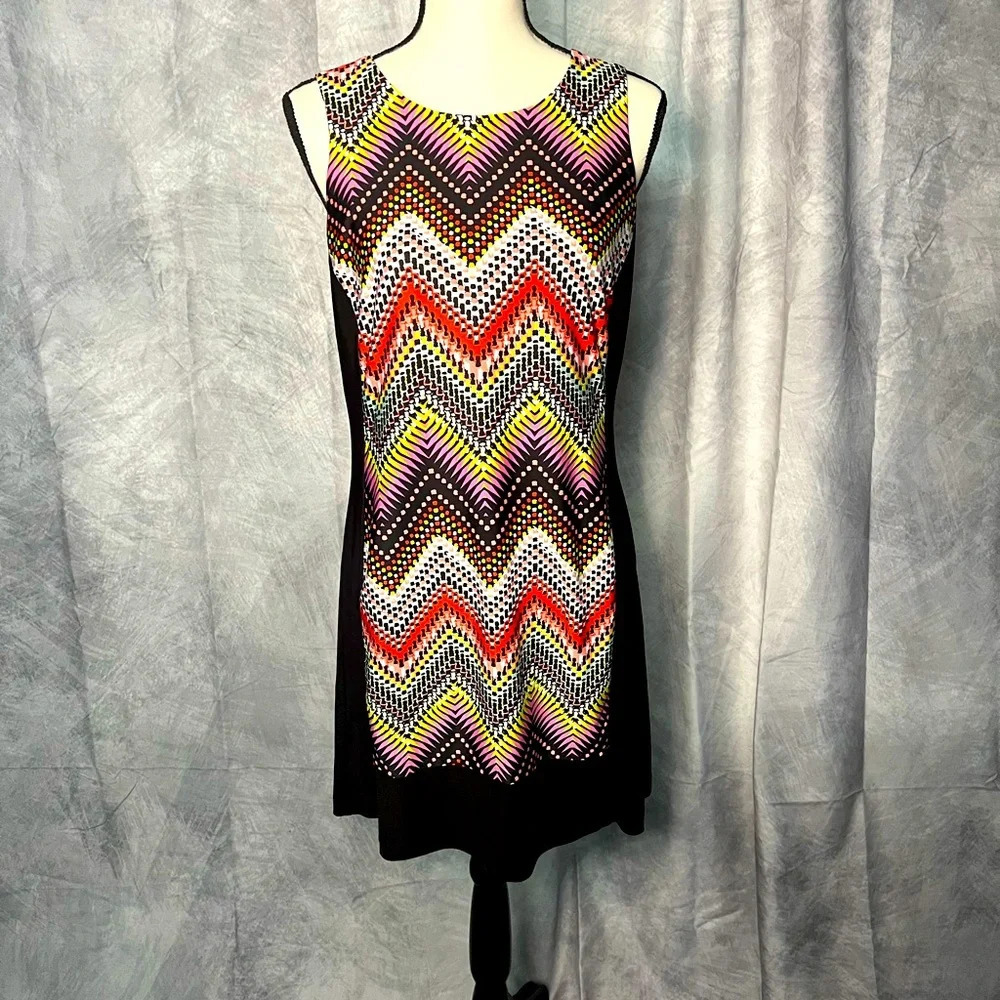 SOHO Apparel Ltd. Colorful Colorblock Midi Dress - size PM